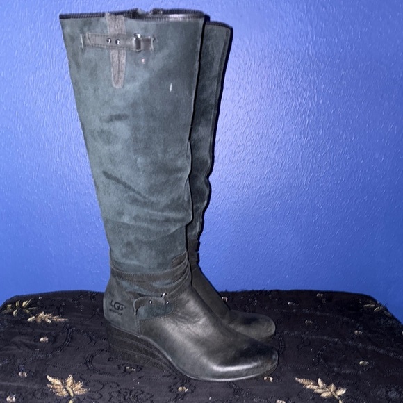 UGG Women's Black Suede Boots - Picture 3 of 10